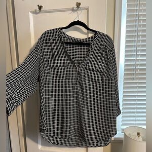 Black & White Harper Top (Torrid)